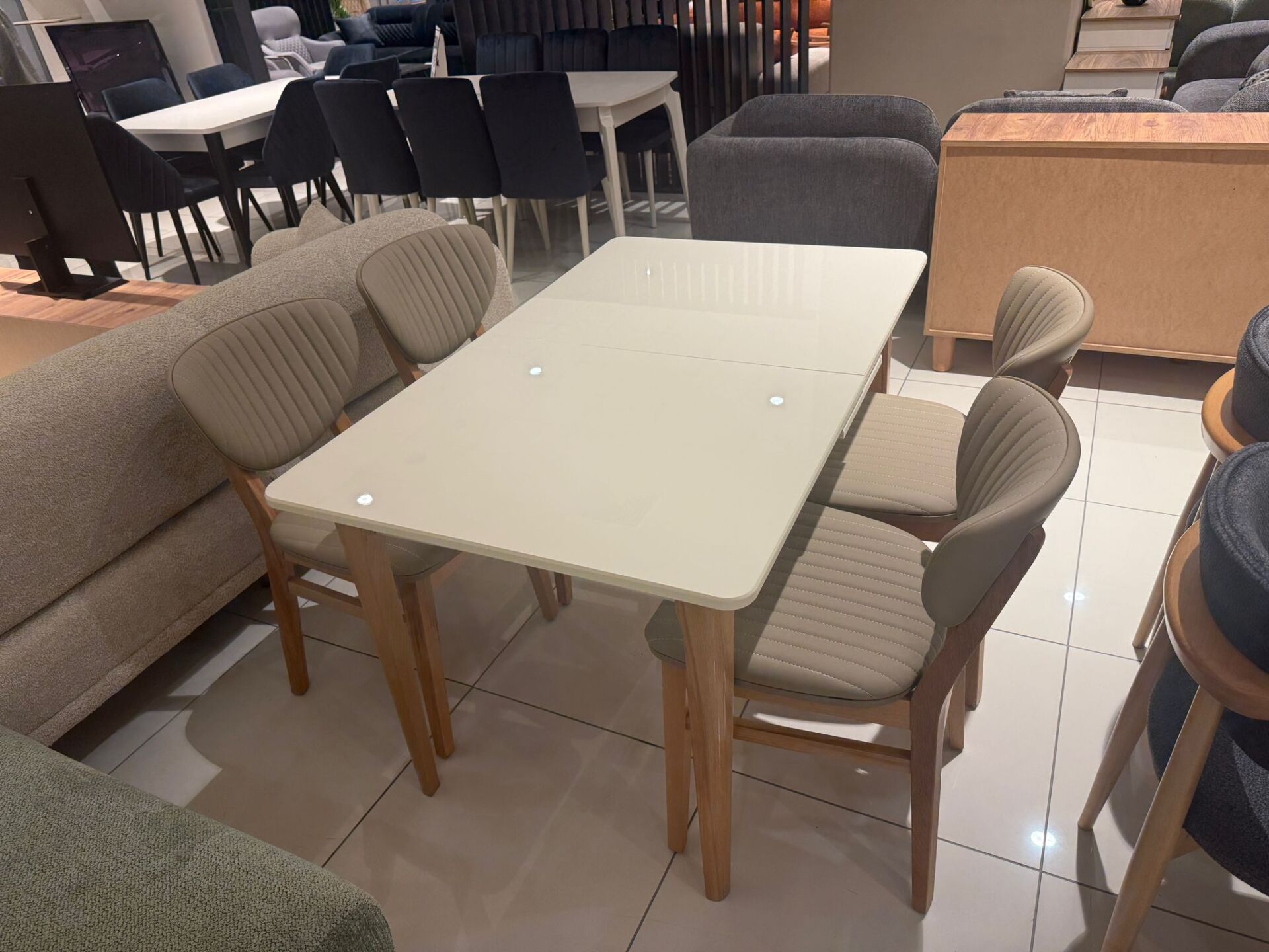 Melina Mutfak Masa Takımı